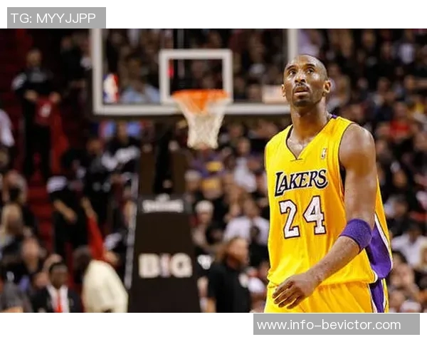 科尔轮换的动态变化分析库里缺阵与斯潘塞崛起的影响探讨